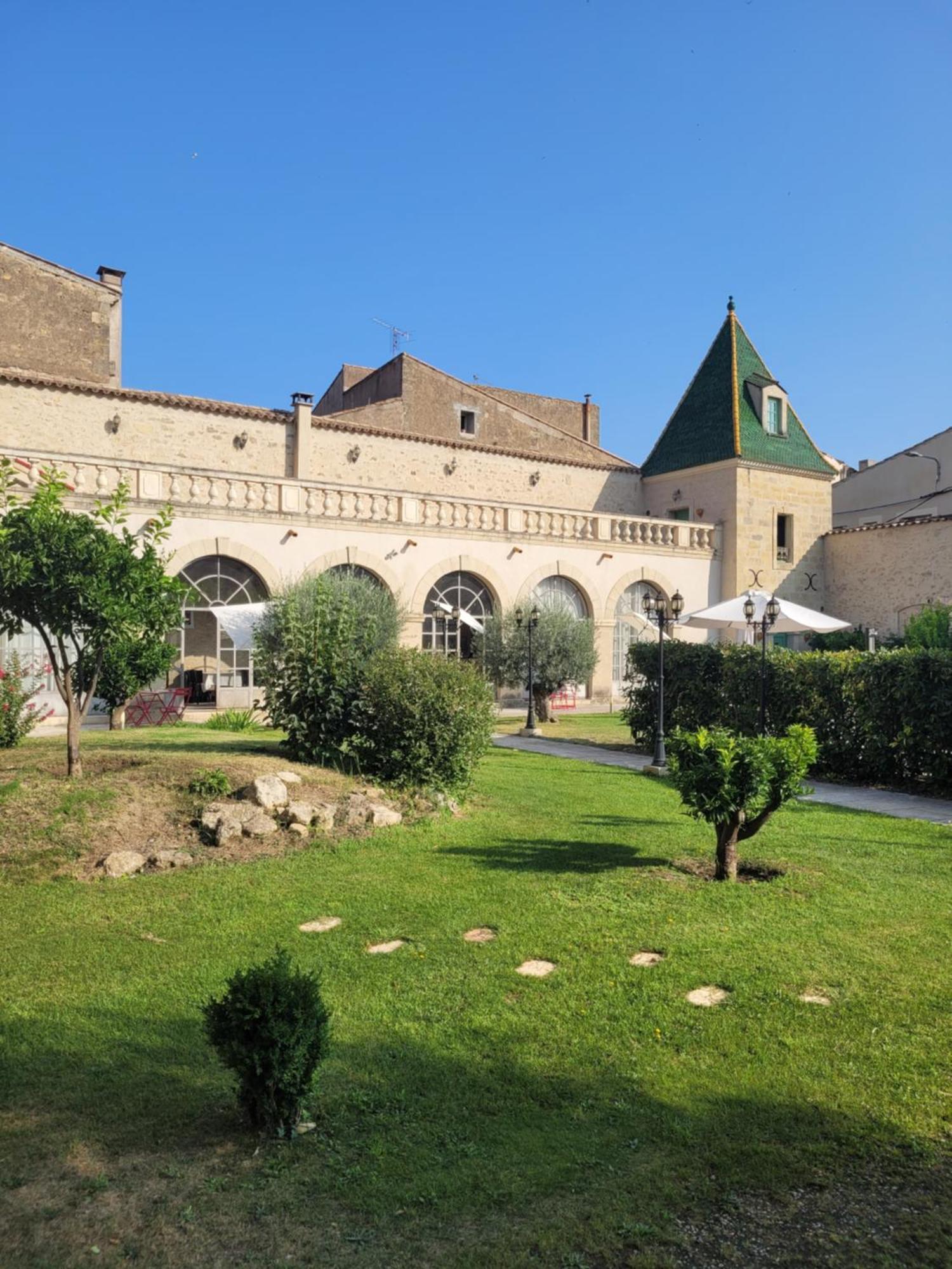 Bed & Breakfast Les Galeries De Beaulac Pézenas